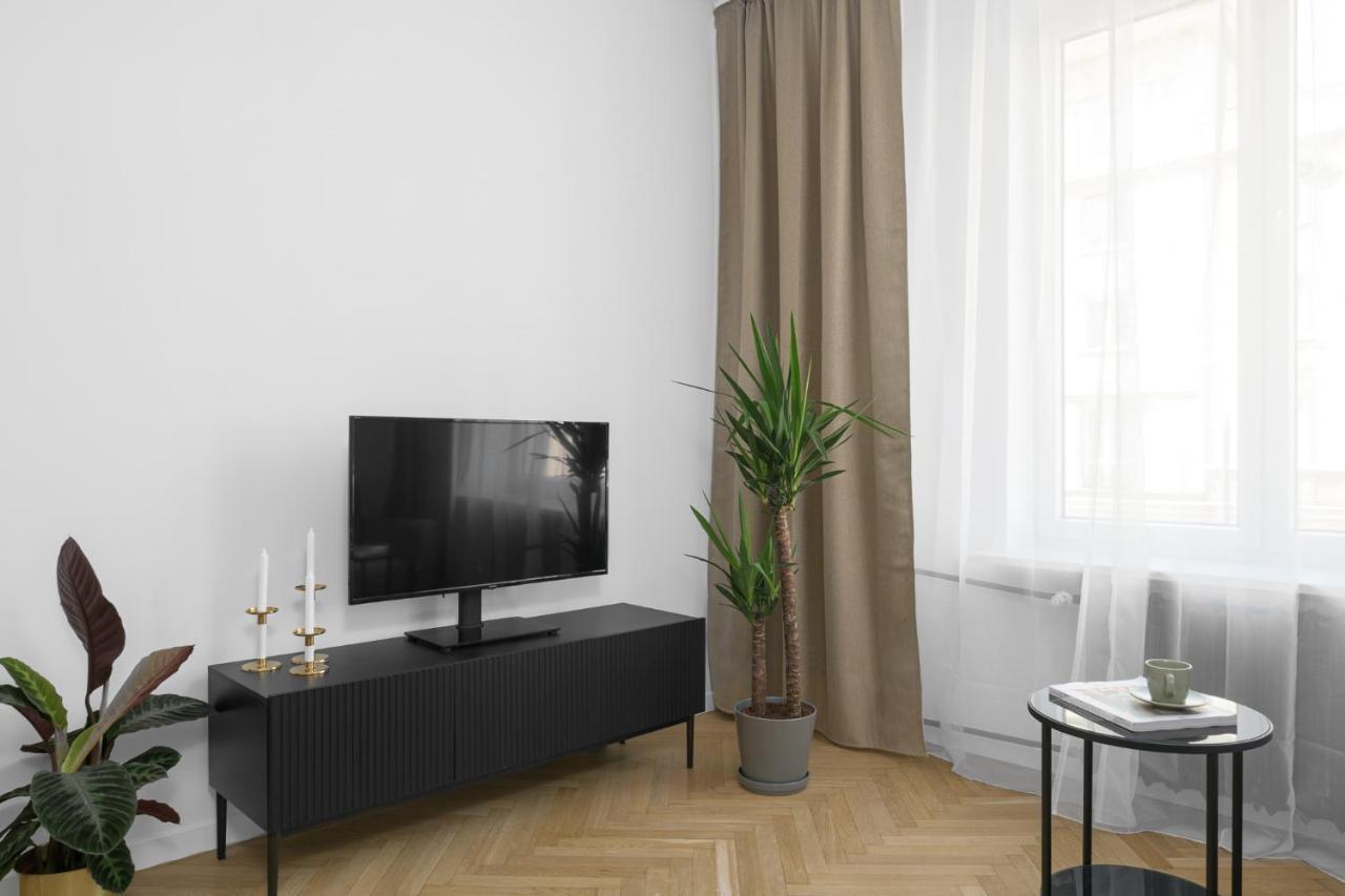 Oomph Warsaw Central Stylish Vintage Apartment Екстериор снимка